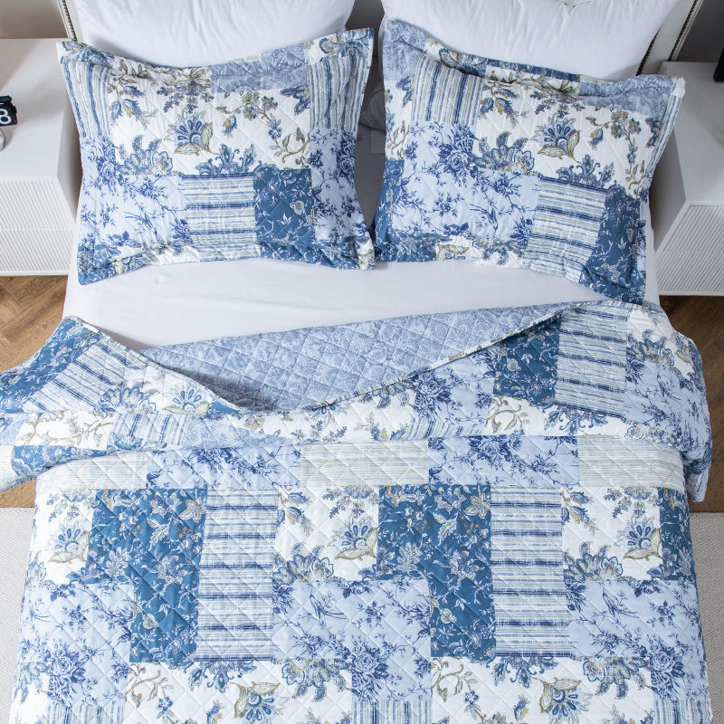 Mintorai Vintage Blue Patchwork Floral Quilt Set - All Season Bedding, Room Decor, Graduation Gifts