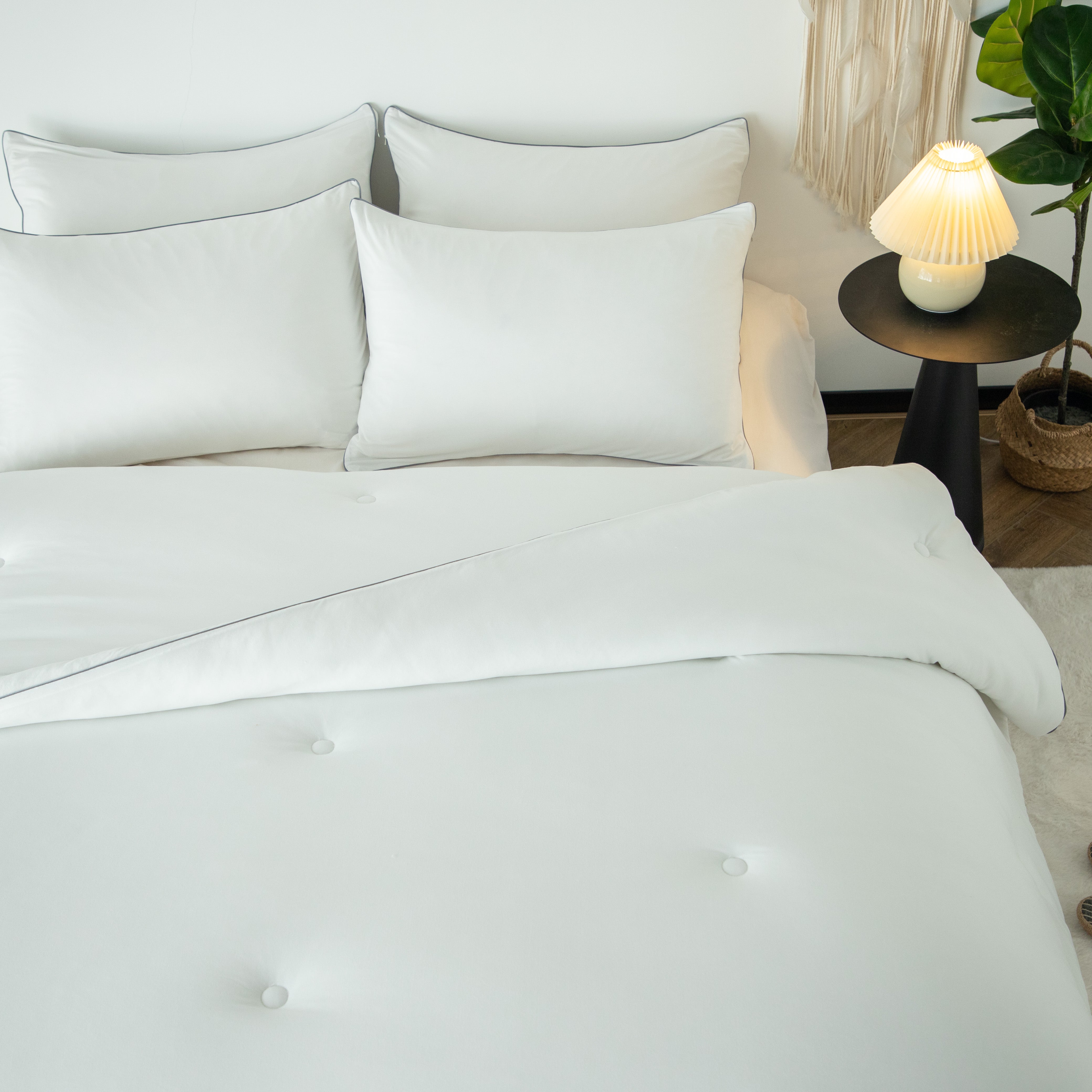 Mintorai Jersey Knit Ultra Soft Comforter Set, White