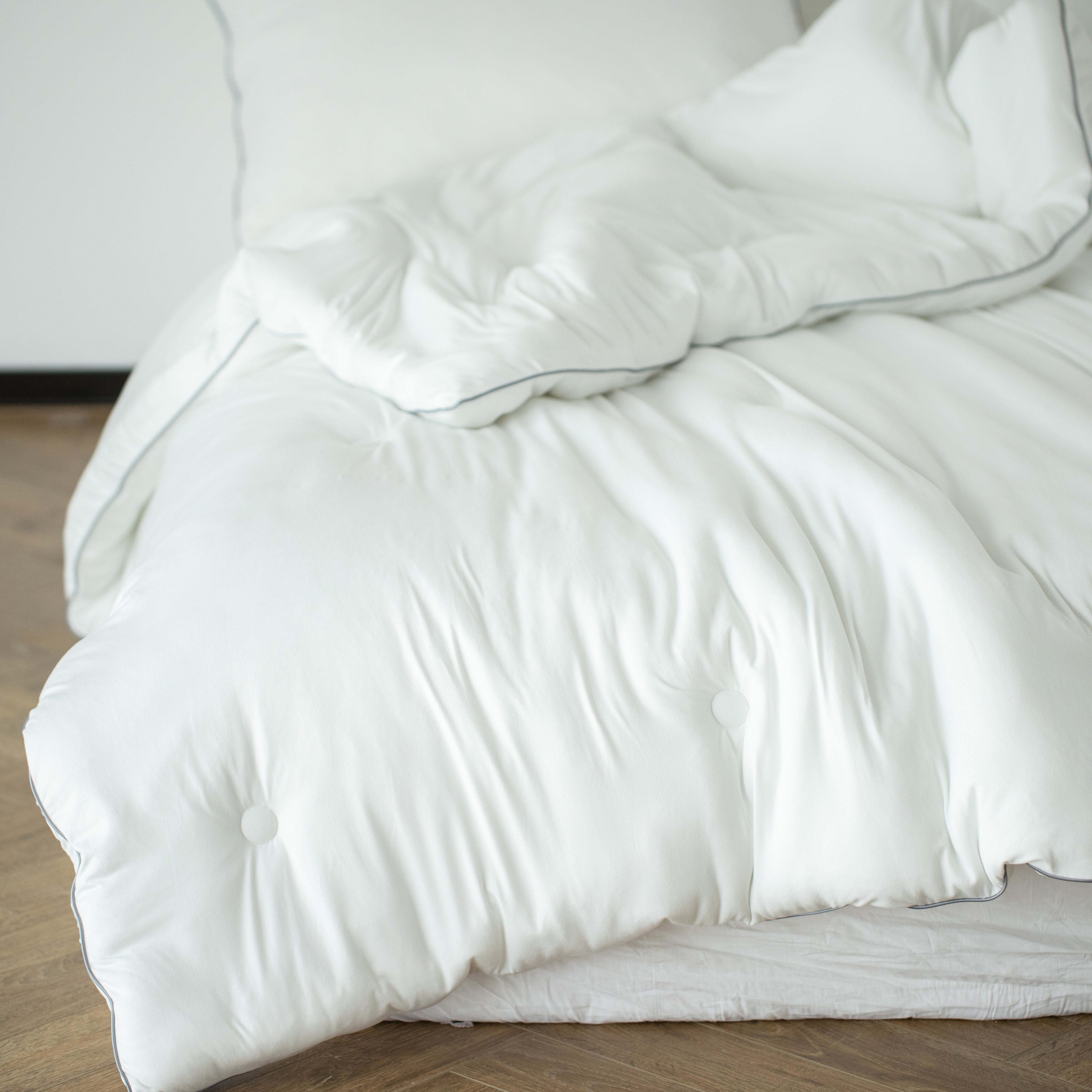 Mintorai Jersey Knit Ultra Soft Comforter Set, White