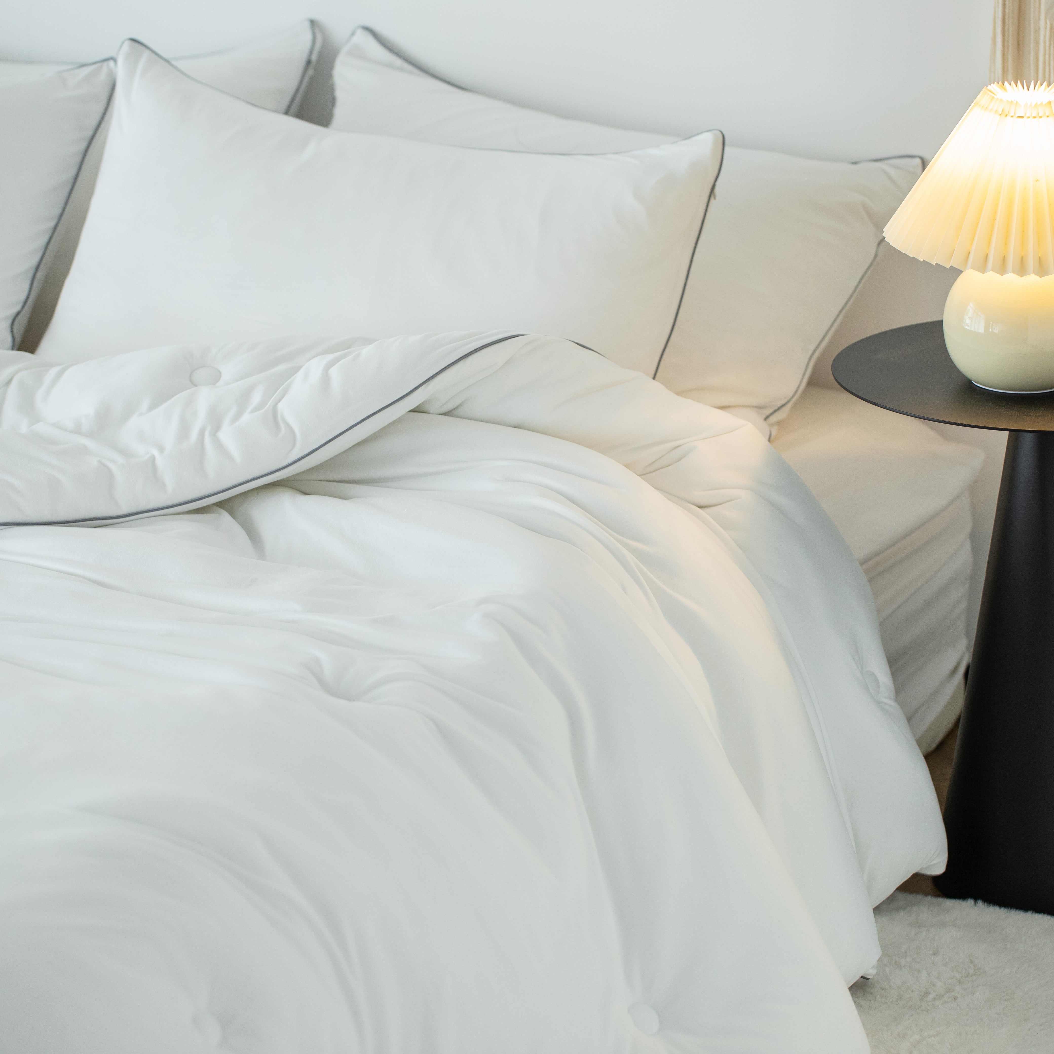 Mintorai Jersey Knit Ultra Soft Comforter Set, White