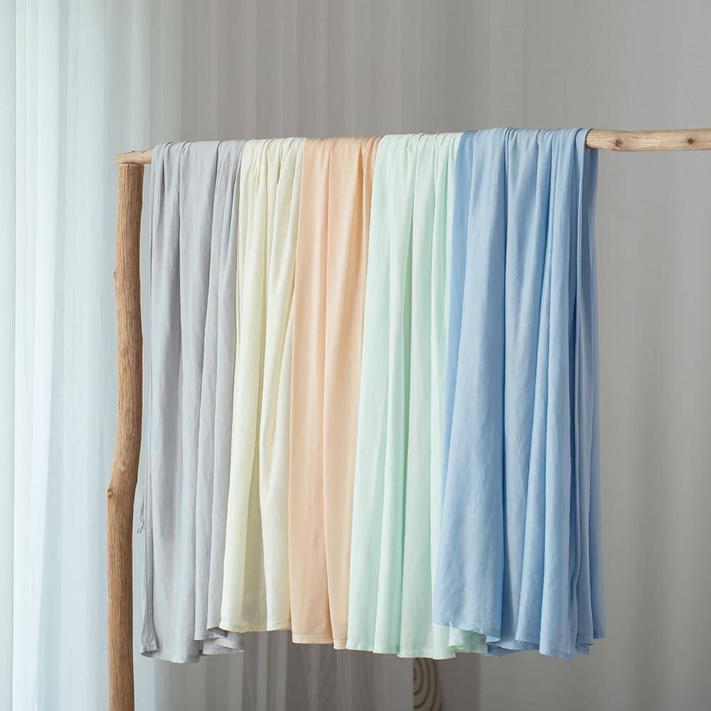 Mintorai All Season Ultra Soft Silky Cooling Blanket, Hypoallergenic and Breathable