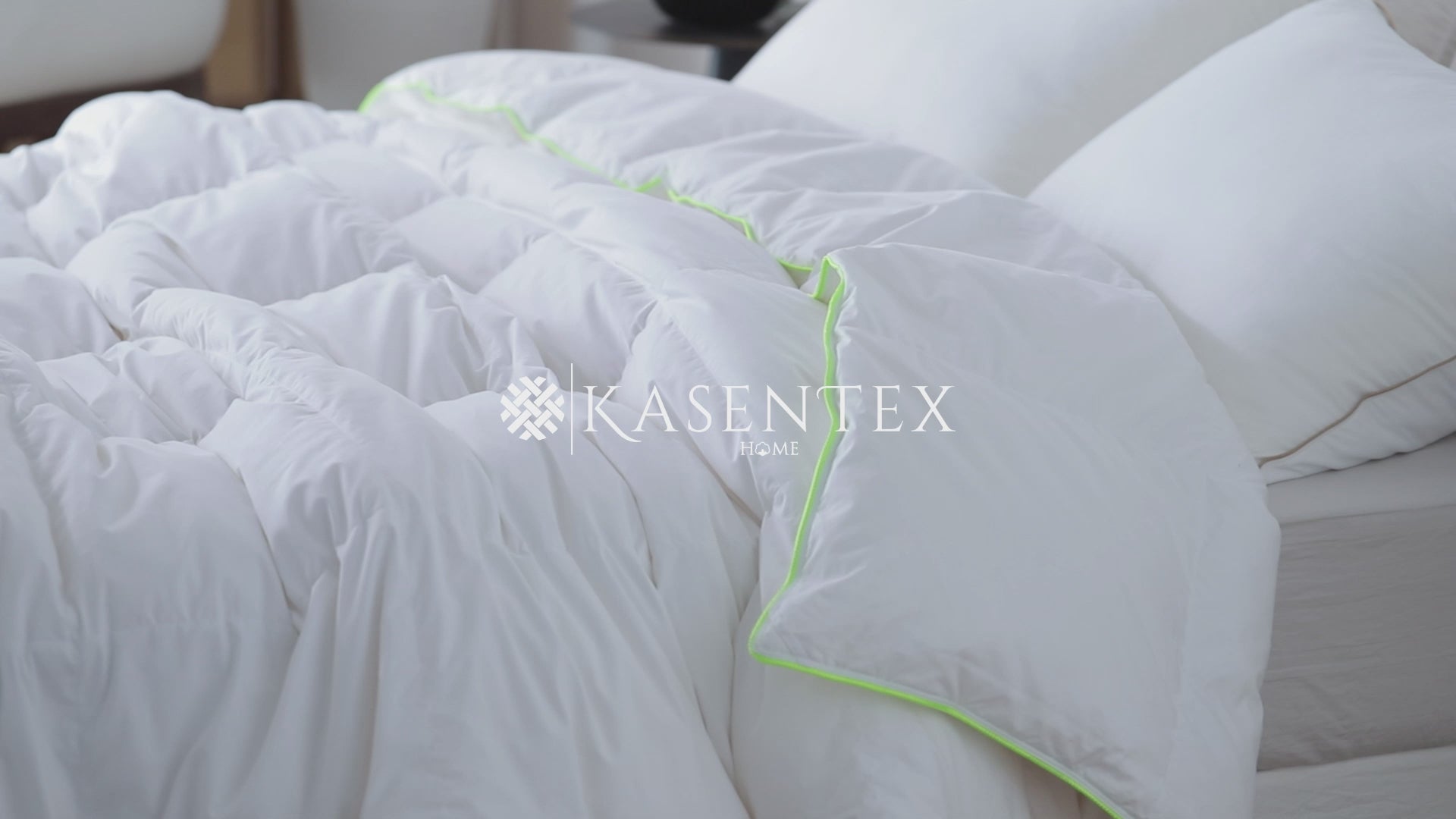 Mintorai Ultra Soft Green Piped Edge Warm Heavy Weights Down Comforter, White, Room Decor, Graduation Gifts