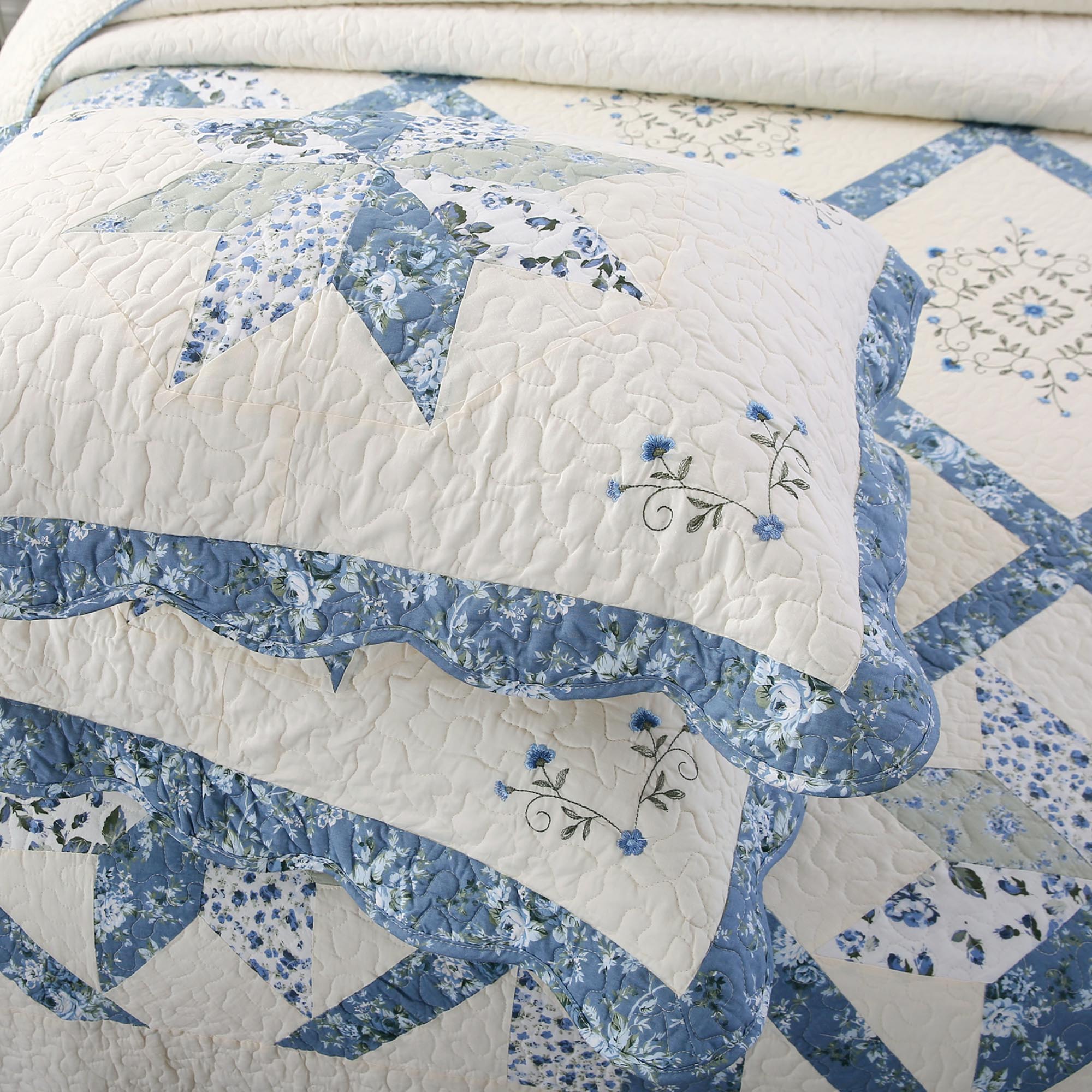 Mintorai 100% Cotton Summer Star Design Embroidered Patchwork Bedspread, Multi Blue