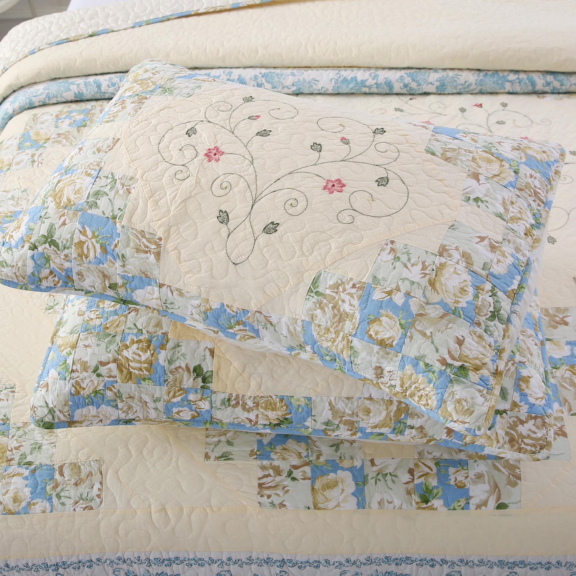 Mintorai 100% Cotton Summer Star Design Embroidered Patchwork Bedspread, Multi Blue