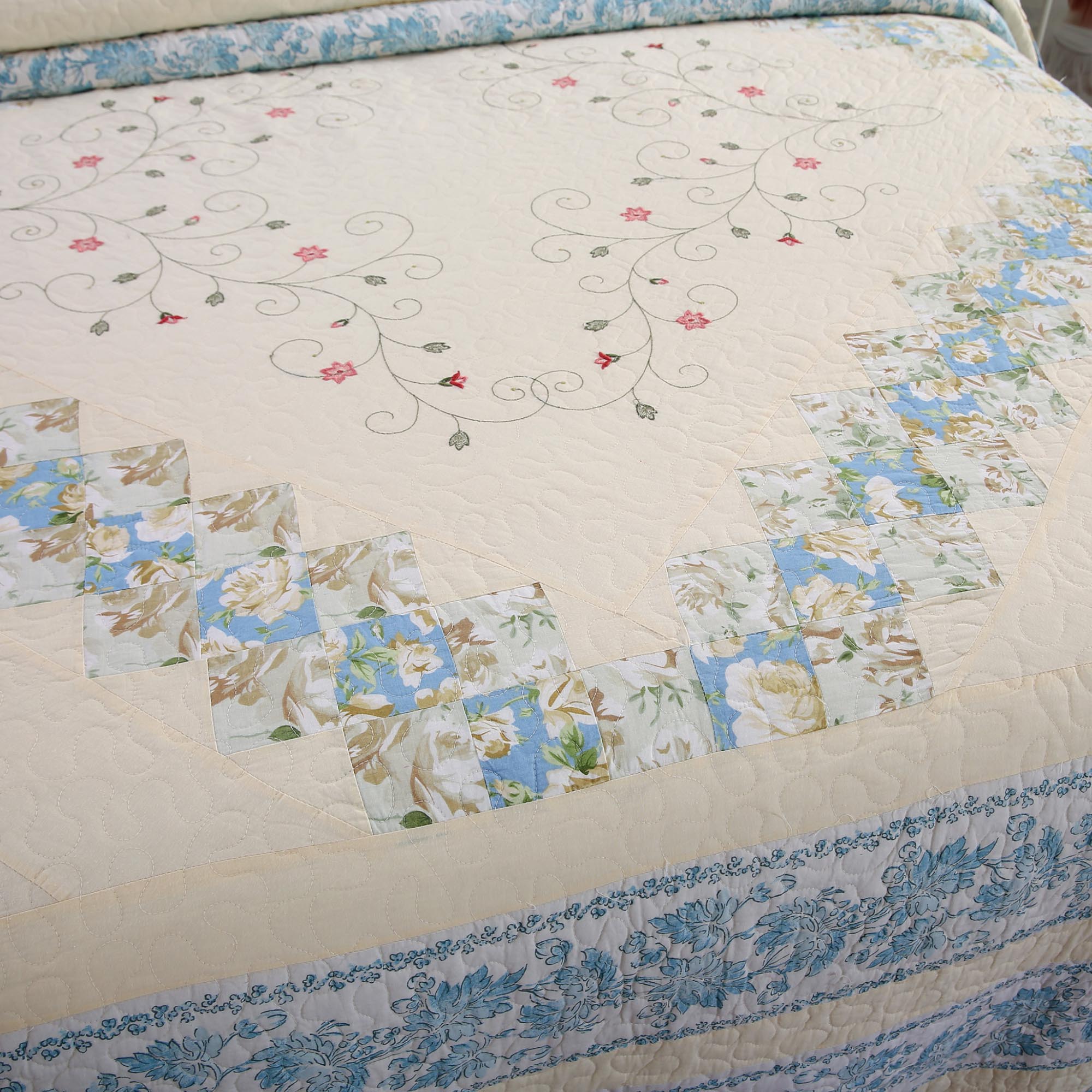 Mintorai 100% Cotton Summer Star Design Embroidered Patchwork Bedspread, Multi Blue