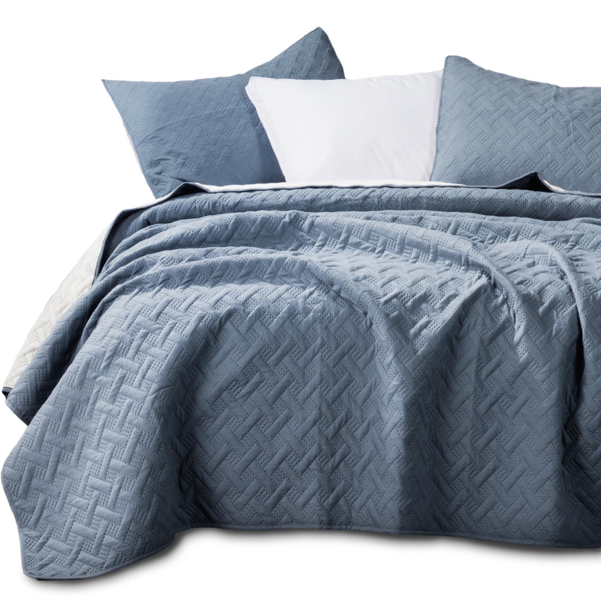 Mintorai Ultra Soft 2-Tone Reversible Quilt Bedding Set, Green or Pink or Blue, Room Decor, Graduation Gifts