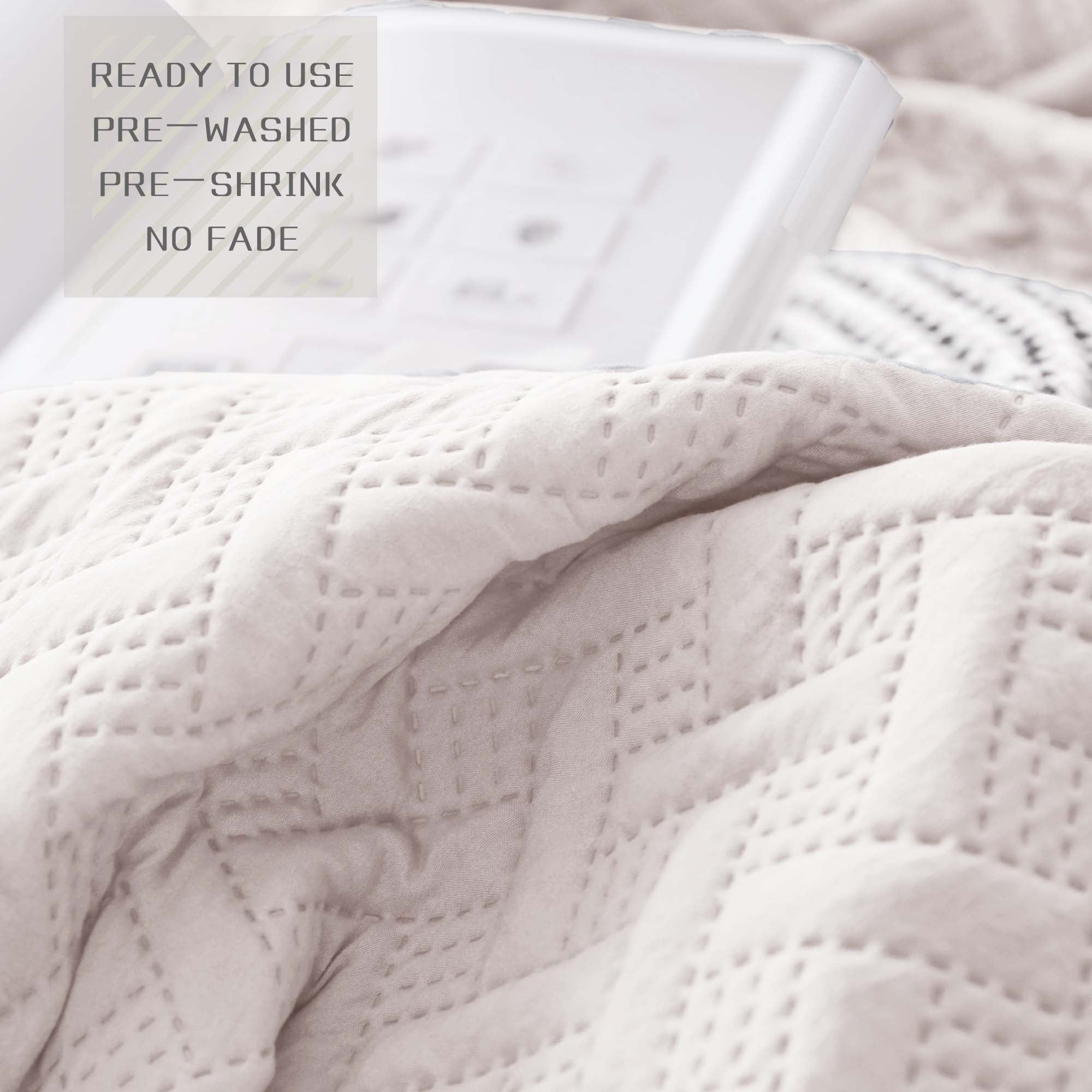 Mintorai Ultra Soft 2-Tone Reversible Quilt Bedding Set, Green or Pink or Blue, Room Decor, Graduation Gifts