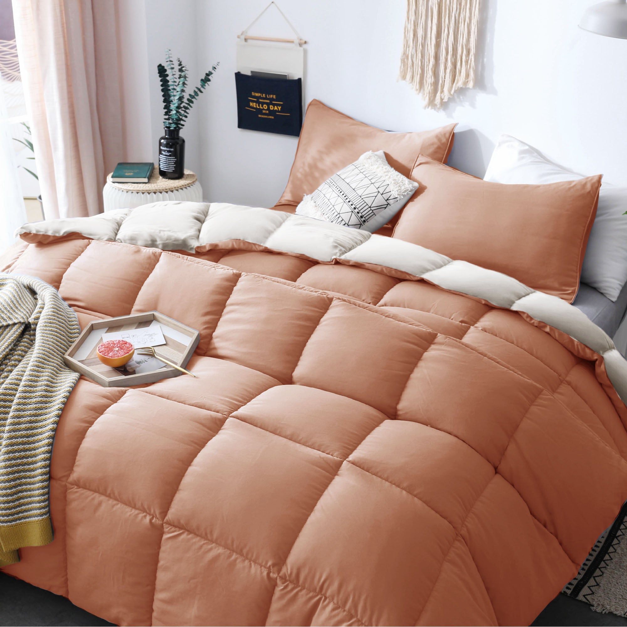 Mintorai Cozy Soft Luxury Down Alternative Comforter Set - Reversible & Machine Washable - Mintorai