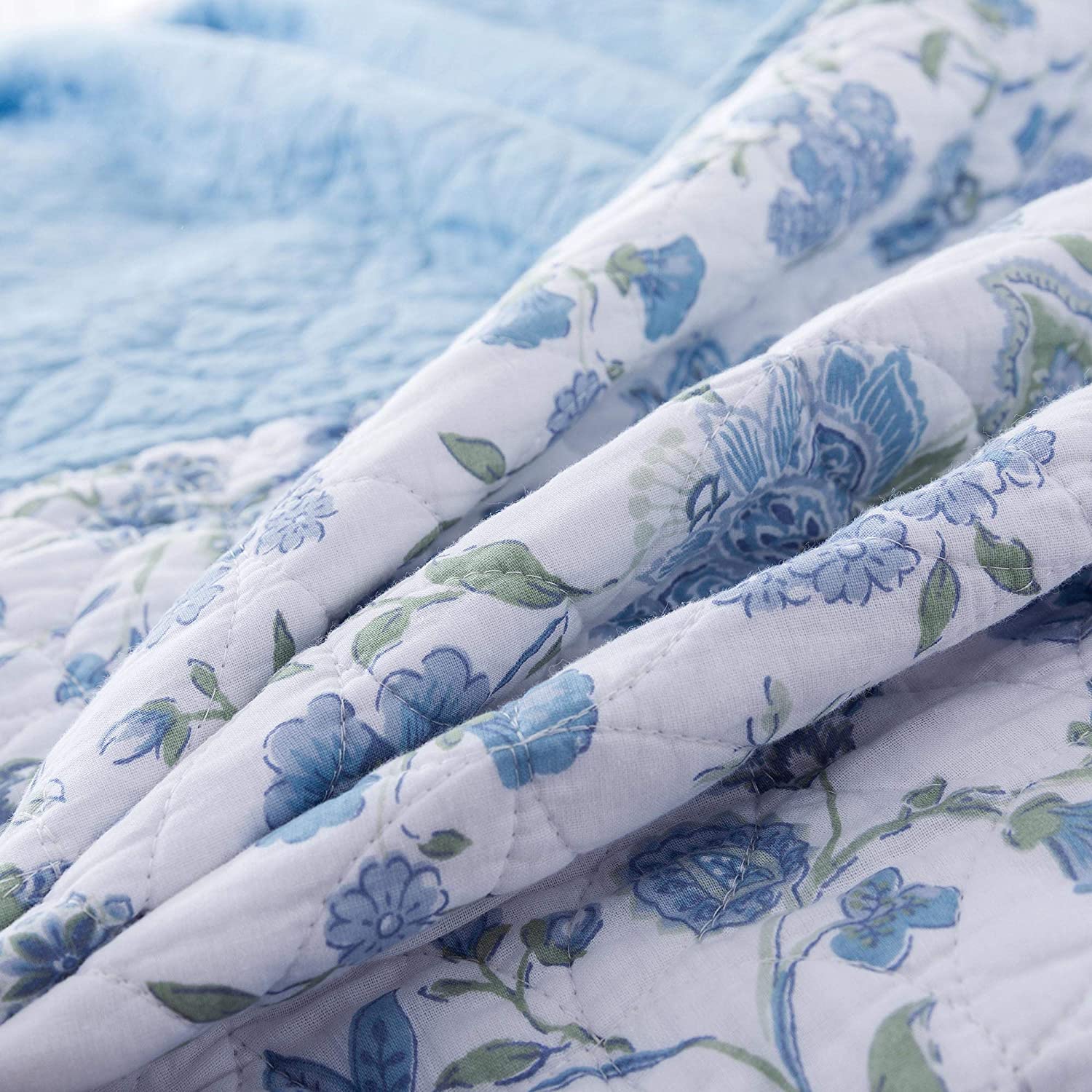 Mintorai 100% Cotton Summer Ultra Soft Floral Design 3 Piece Reversible Bedding Set, Room Decor, Graduation Gifts