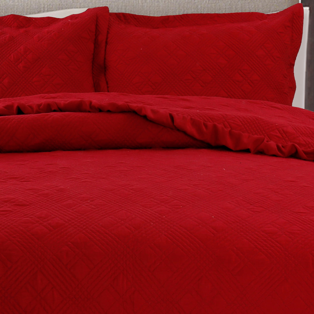 Mintorai All Season Cozy Diamond Design Quilt Set