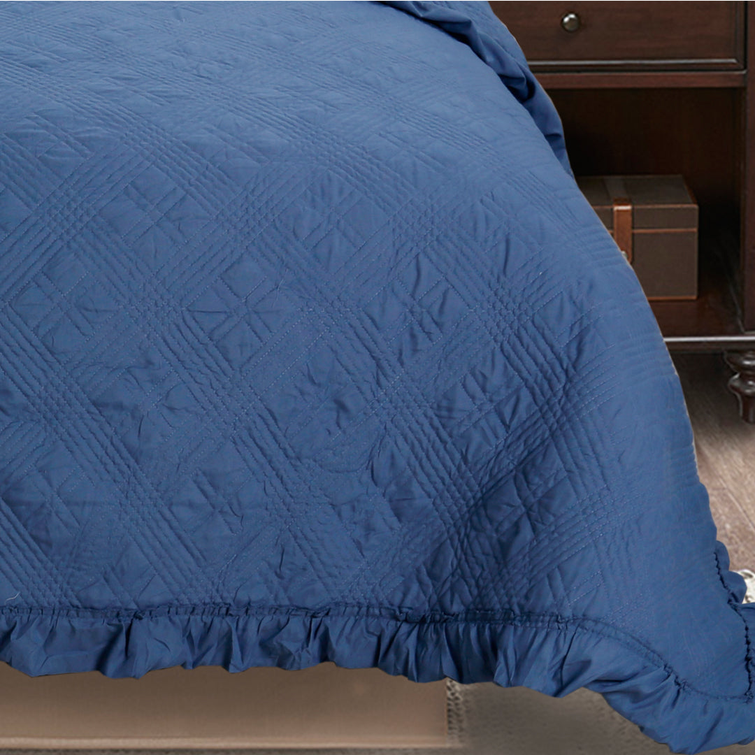 Mintorai All Season Cozy Diamond Design Quilt Set