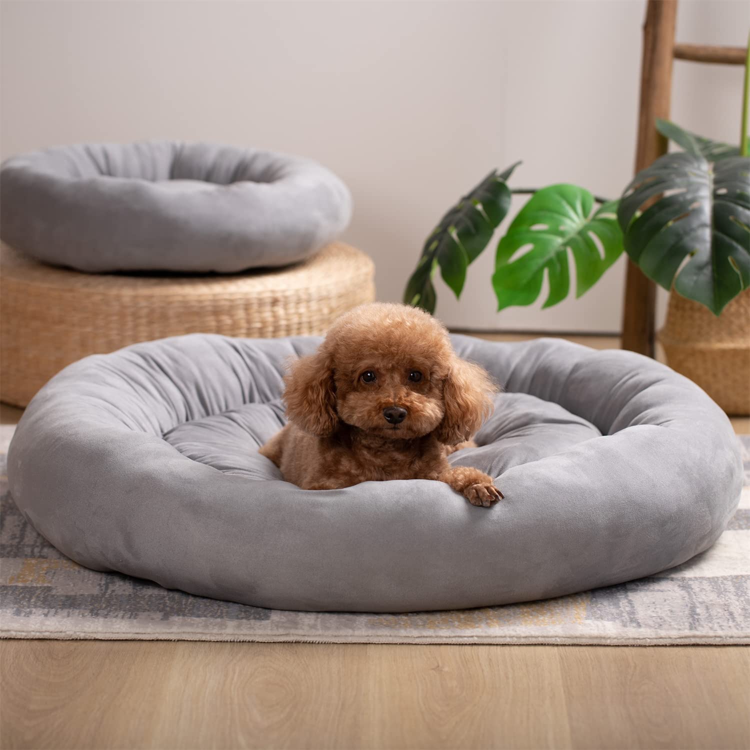 Mintorai Donut Design Round Dog Bed, Anti Slip and Machine Washable