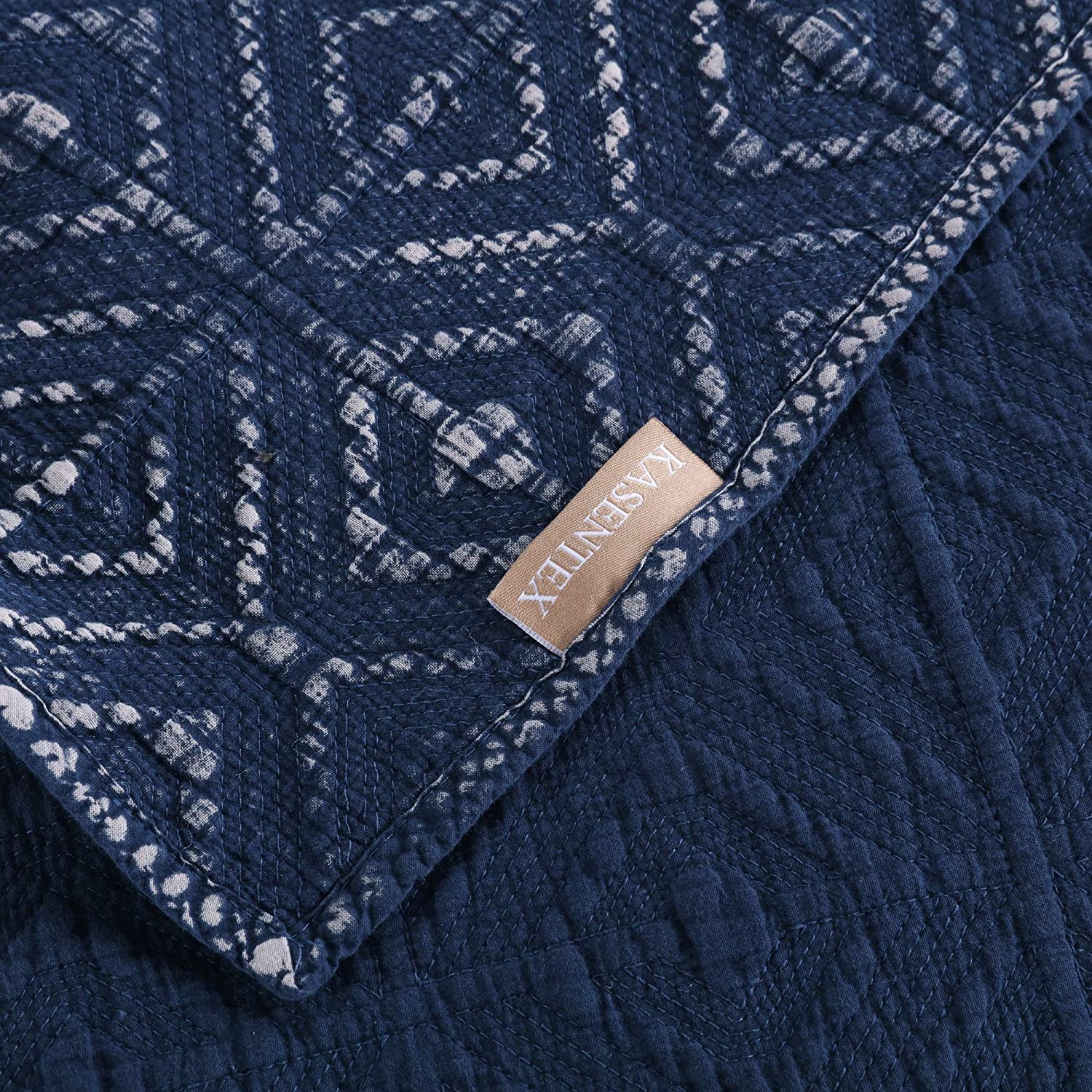 Mintorai Cozy Stonewashed Quilt Set, Navy Blue and White