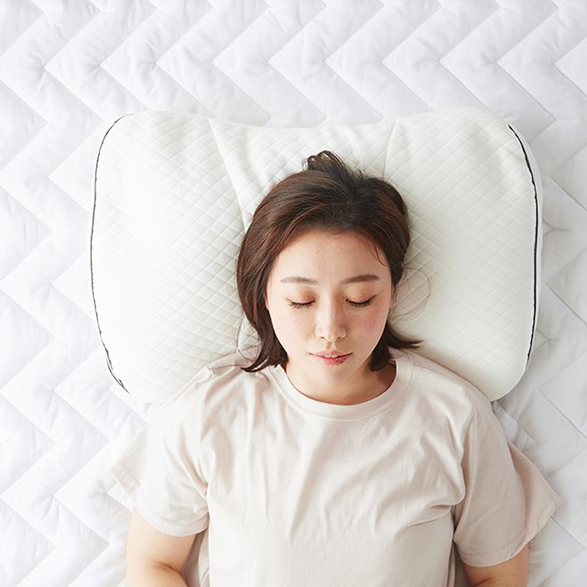 Mintorai Waterproof Foam Pillow, Medium Support Low Loft Slim Contour, White