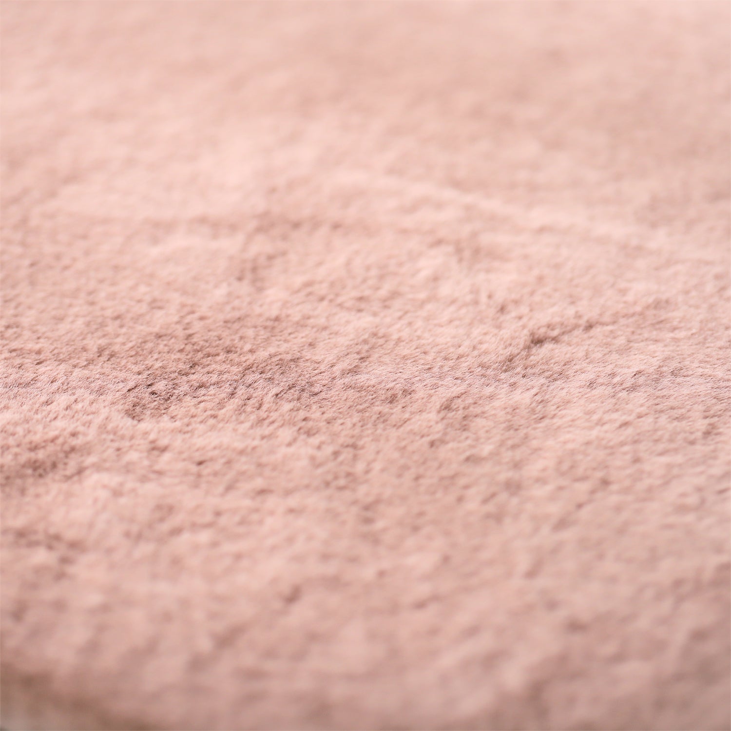 Mintorai Fluffy Elegant Faux Fur Area Rugs, Ultra Soft, Room Decor, Graduation Gifts, Fathers Day Gift, Mom Gift