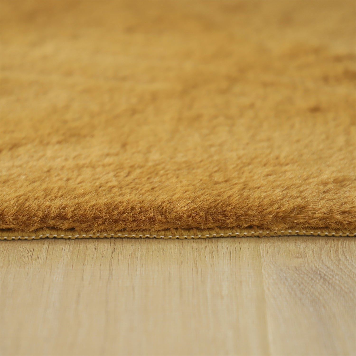 Mintorai Fluffy Elegant Faux Fur Area Rugs, Ultra Soft, Room Decor, Graduation Gifts, Fathers Day Gift, Mom Gift