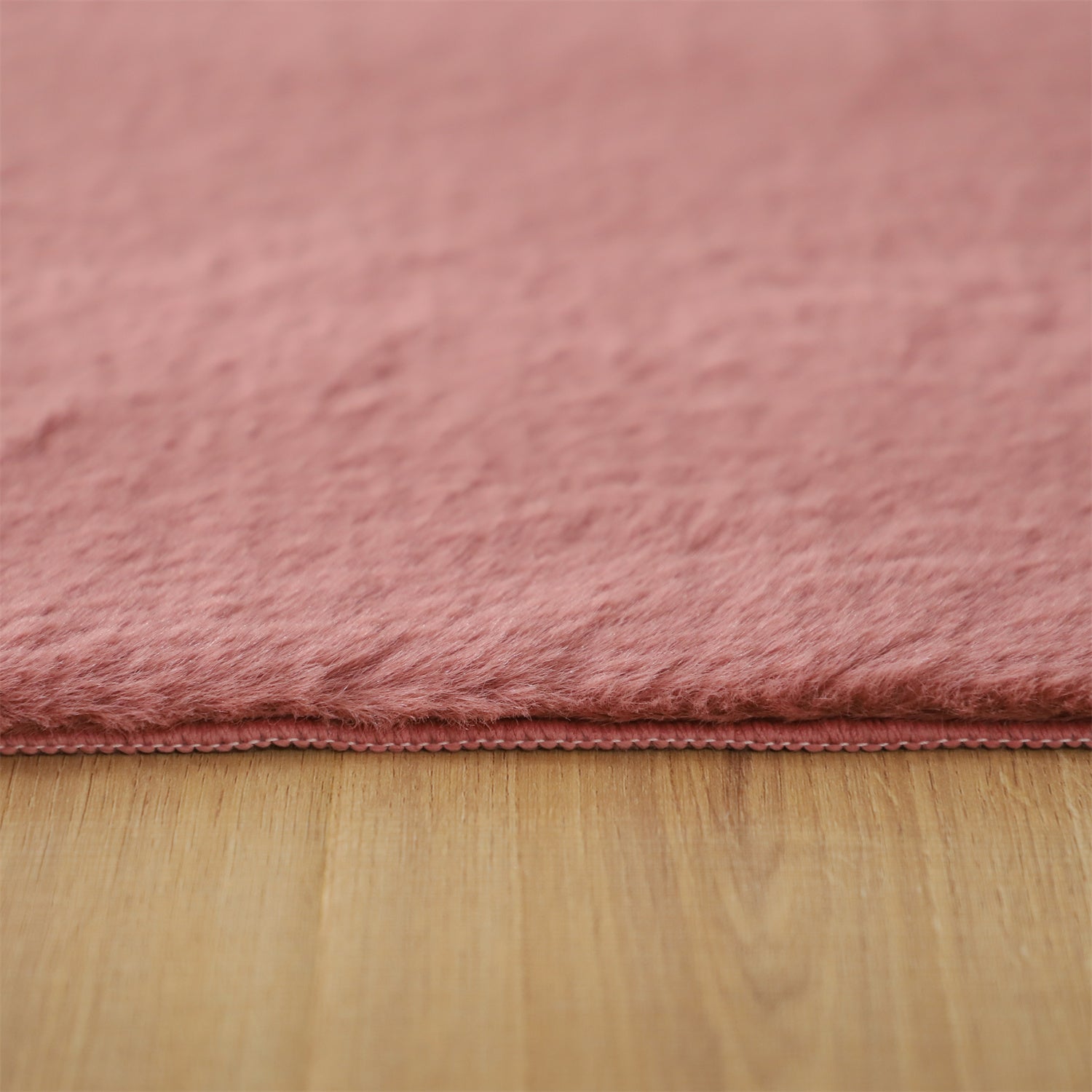 Mintorai Fluffy Elegant Faux Fur Area Rugs, Ultra Soft, Room Decor, Graduation Gifts, Fathers Day Gift, Mom Gift