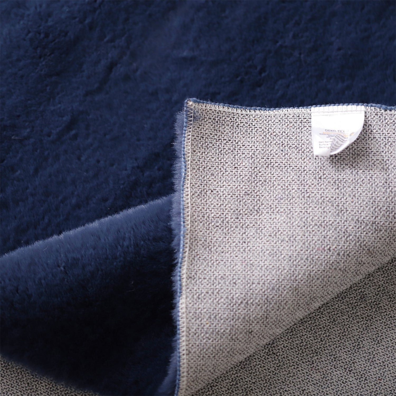 Mintorai Fluffy Elegant Faux Fur Area Rugs, Ultra Soft, Room Decor, Graduation Gifts, Fathers Day Gift, Mom Gift