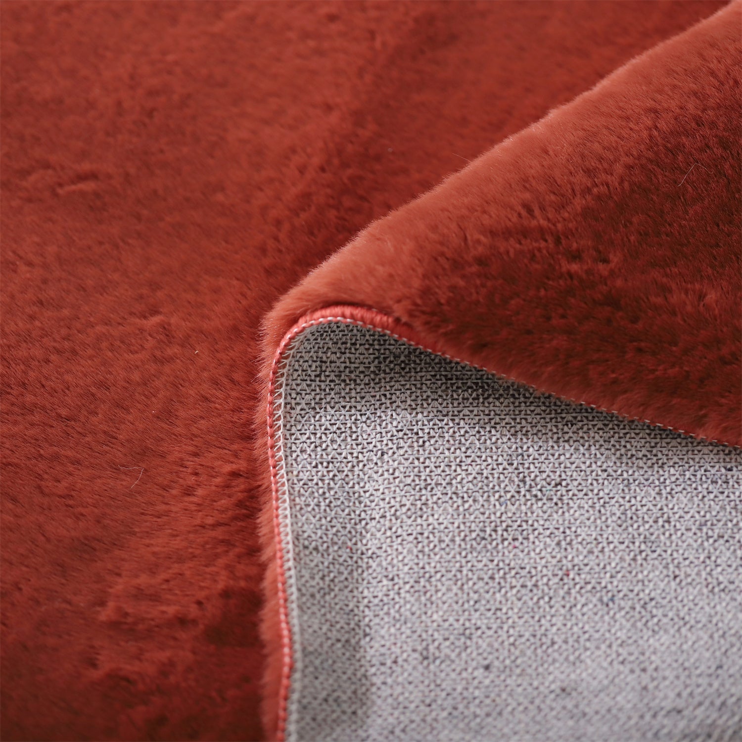 Mintorai Fluffy Elegant Faux Fur Area Rugs, Ultra Soft, Room Decor, Graduation Gifts, Fathers Day Gift, Mom Gift