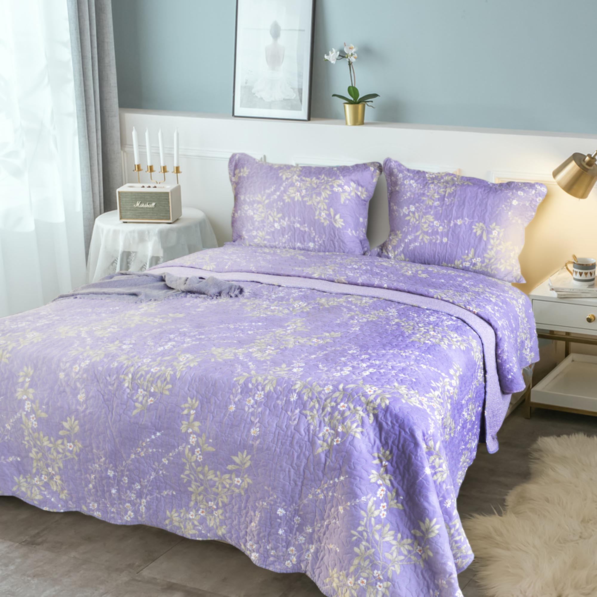 Mintorai Vintage Floral Country Chic Ultra Soft Quilt Set, Room Decor, Graduation Gifts