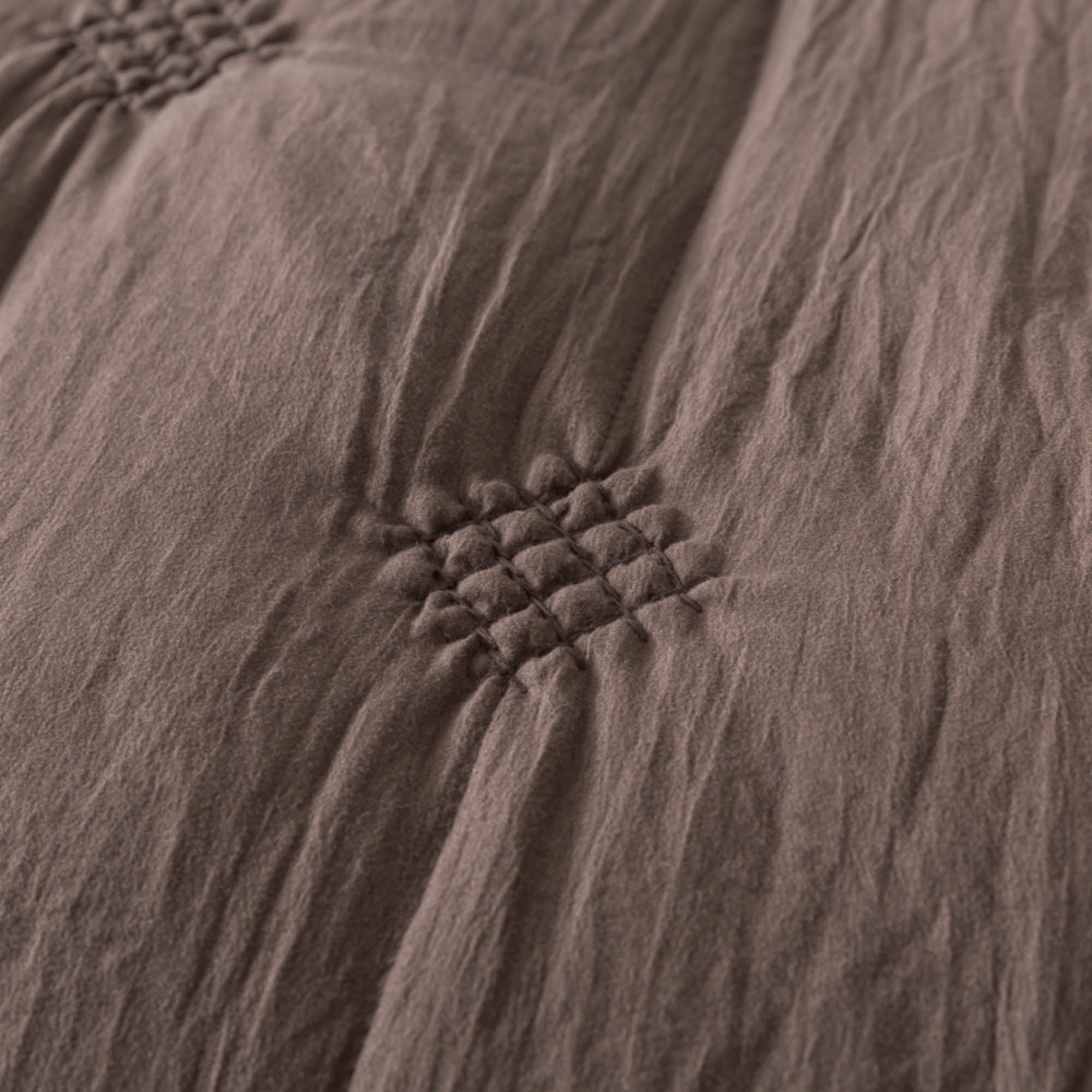 Mintorai Ultra Soft Diamond Stitch Design Quilt Set, Brown or Dark Grey, Room Decor, Graduation Gifts