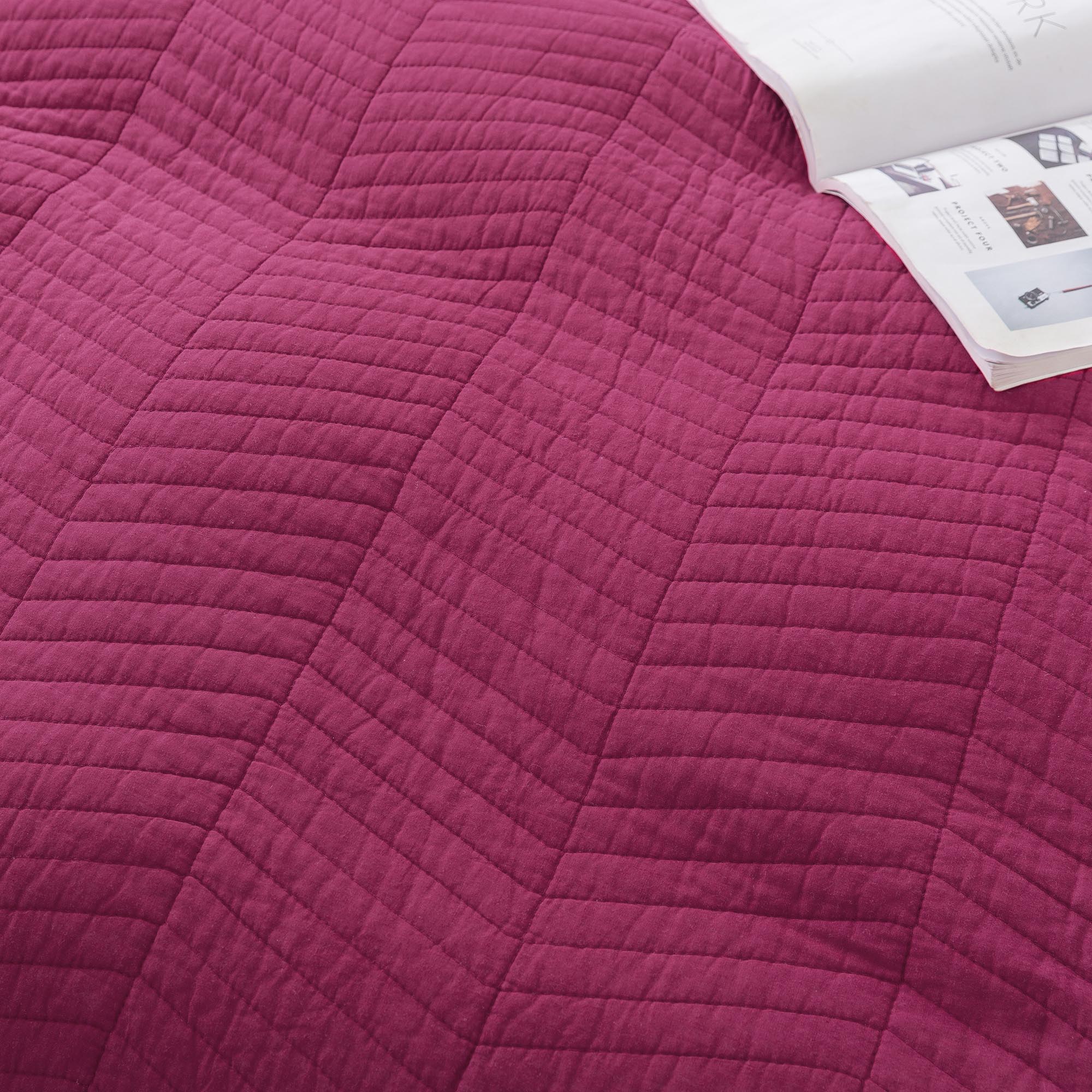 Mintorai Ultra Soft Cotton Oversized Bedspread Set, Blue or Red, Room Decor, Graduation Gifts