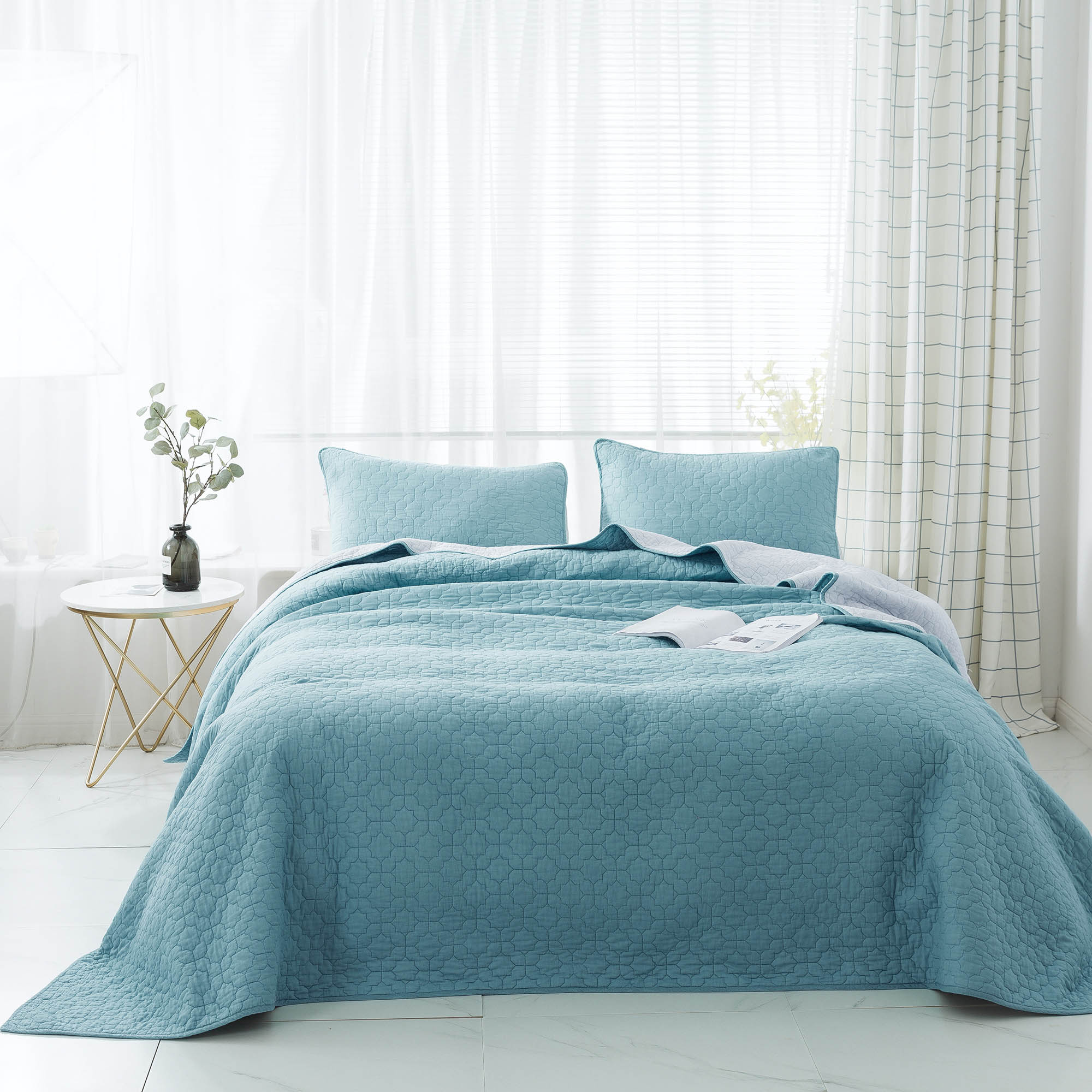 Mintorai Coastal Design Luxury Soft 100% Cotton Bedspread with Pillow Shams - Mintorai
