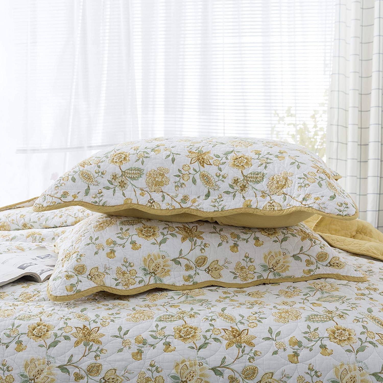 Mintorai 100% Cotton Summer Ultra Soft Floral Design 3 Piece Reversible Bedding Set, Room Decor, Graduation Gifts