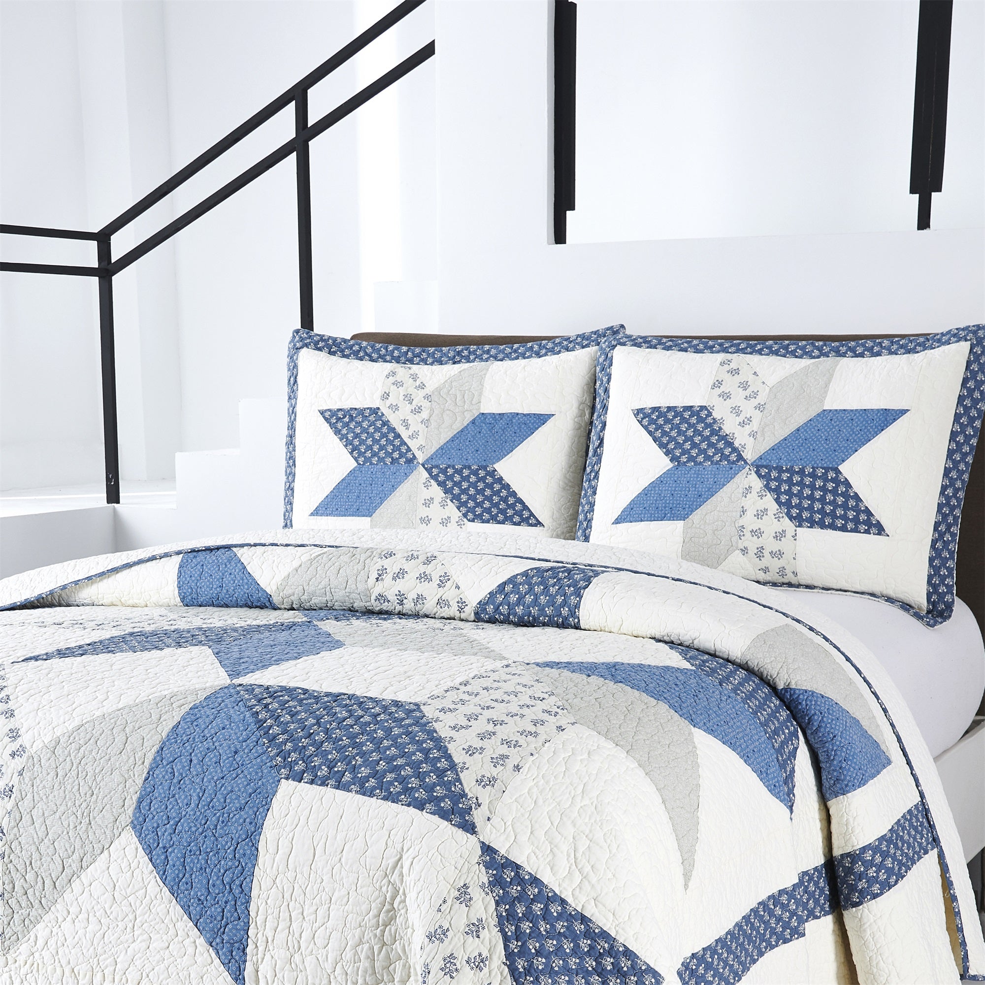 Mintorai Ultra Soft Floral Cotton Quilt with Decorative Patchwork, Boho Multicolor, Twin, Queen, King, Room Decor, Graduation Gifts