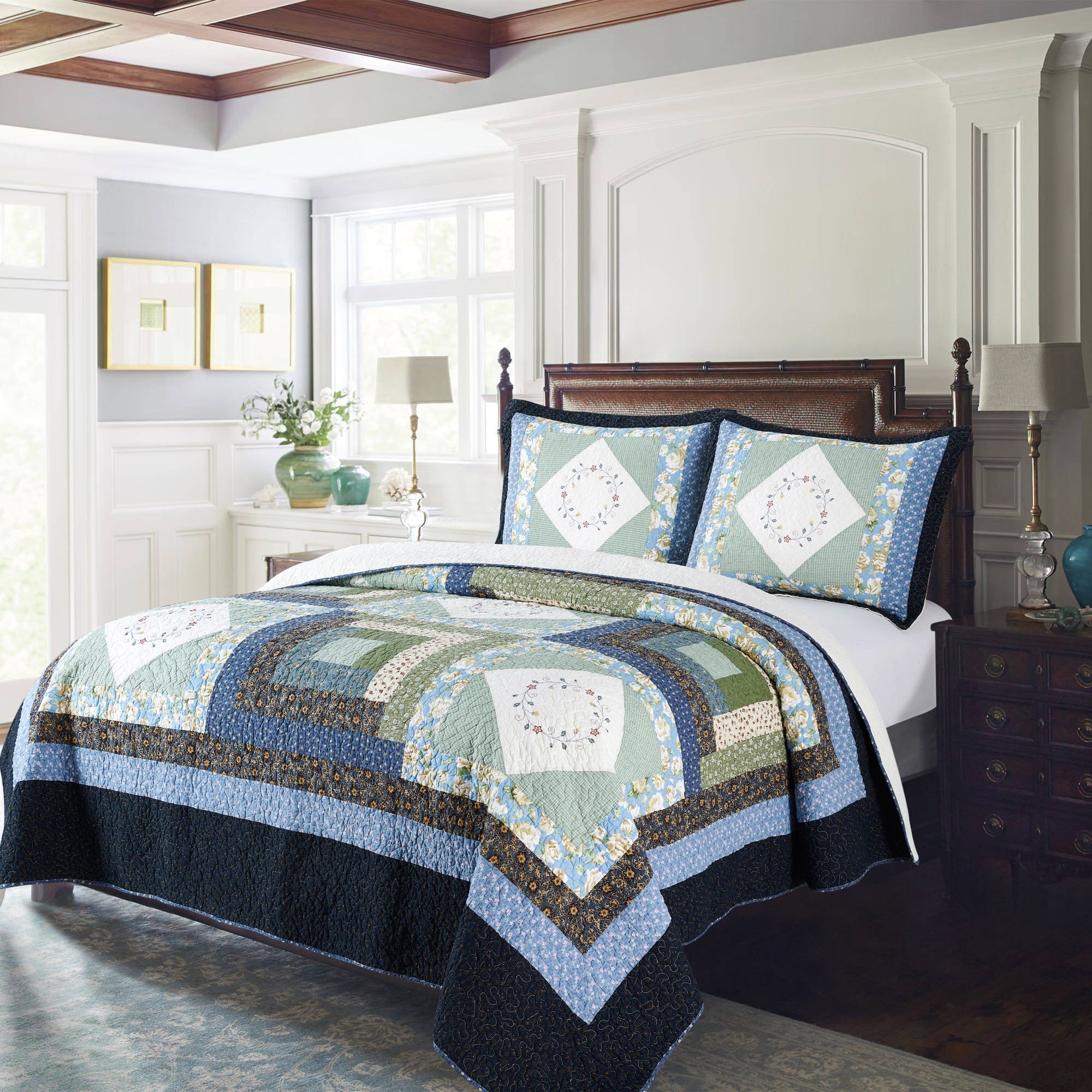 Mintorai Ultra Soft Floral Cotton Quilt with Decorative Patchwork, Boho Multicolor, Twin, Queen, King, Room Decor, Graduation Gifts