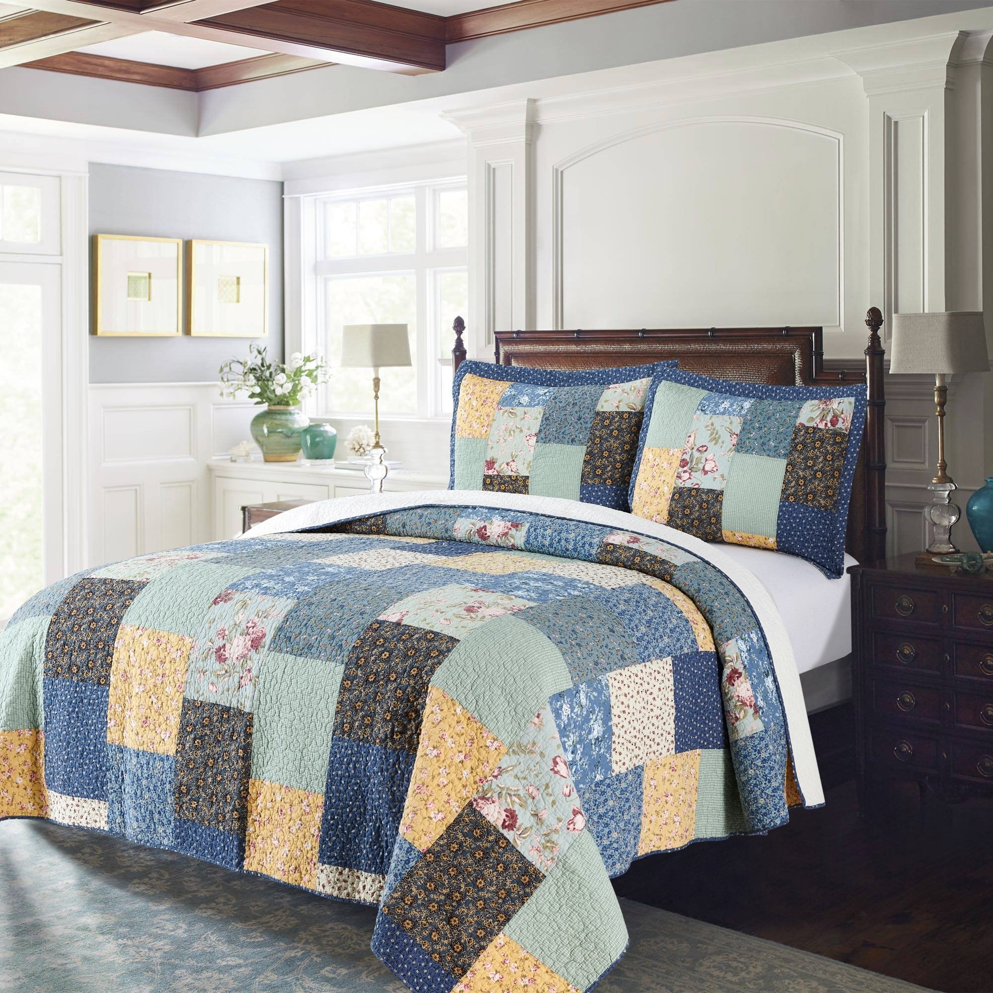 Luxury - Boho Quilt with Decorative Print Patchwork Design, Cotton Soft Bedding - Mintorai