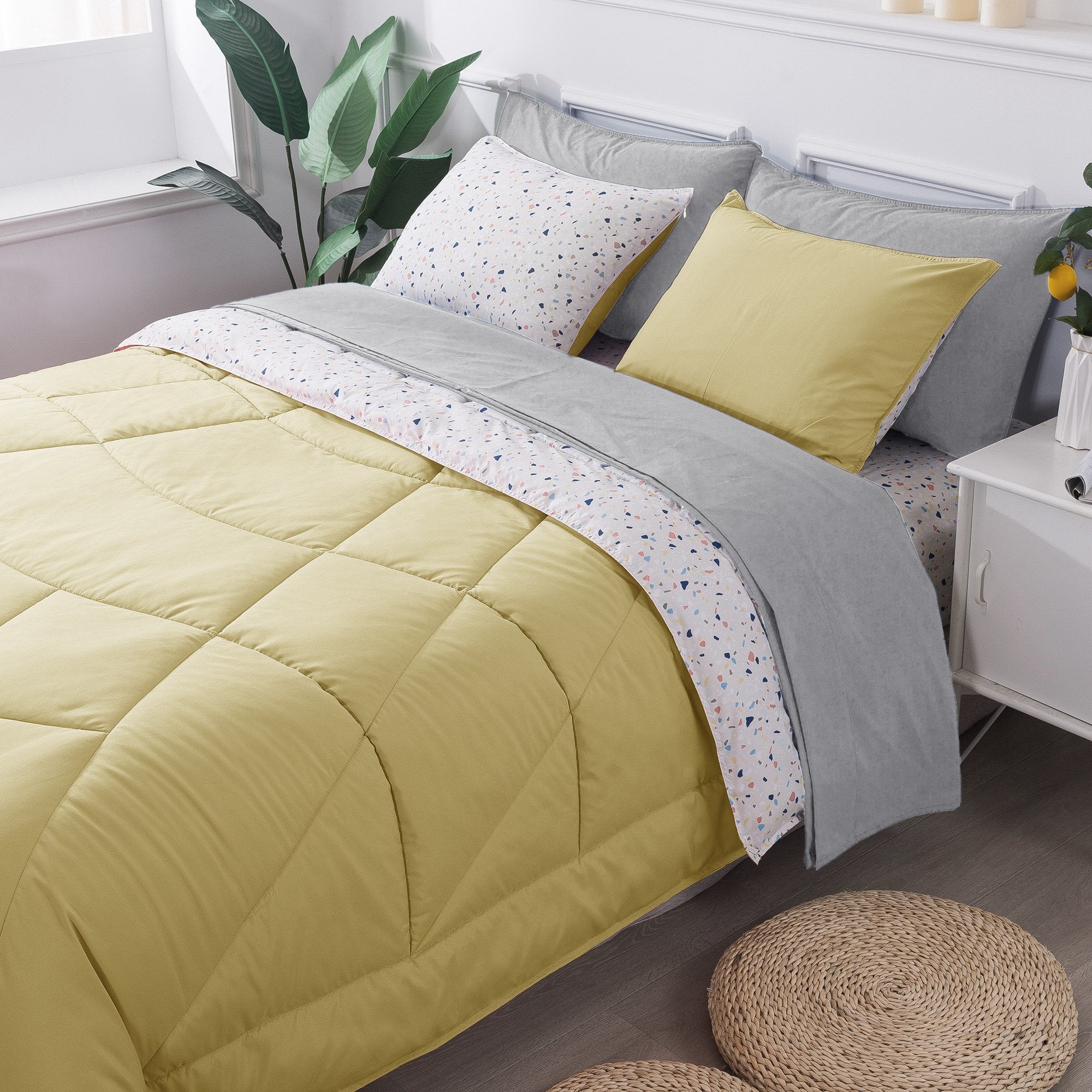 Mintorai 5 Piece Bed in A Bag Premium Brushed Microfiber Comforter Bedding Set ??Reversible with Down Alternative Filling and Attractive Colors - Mintorai