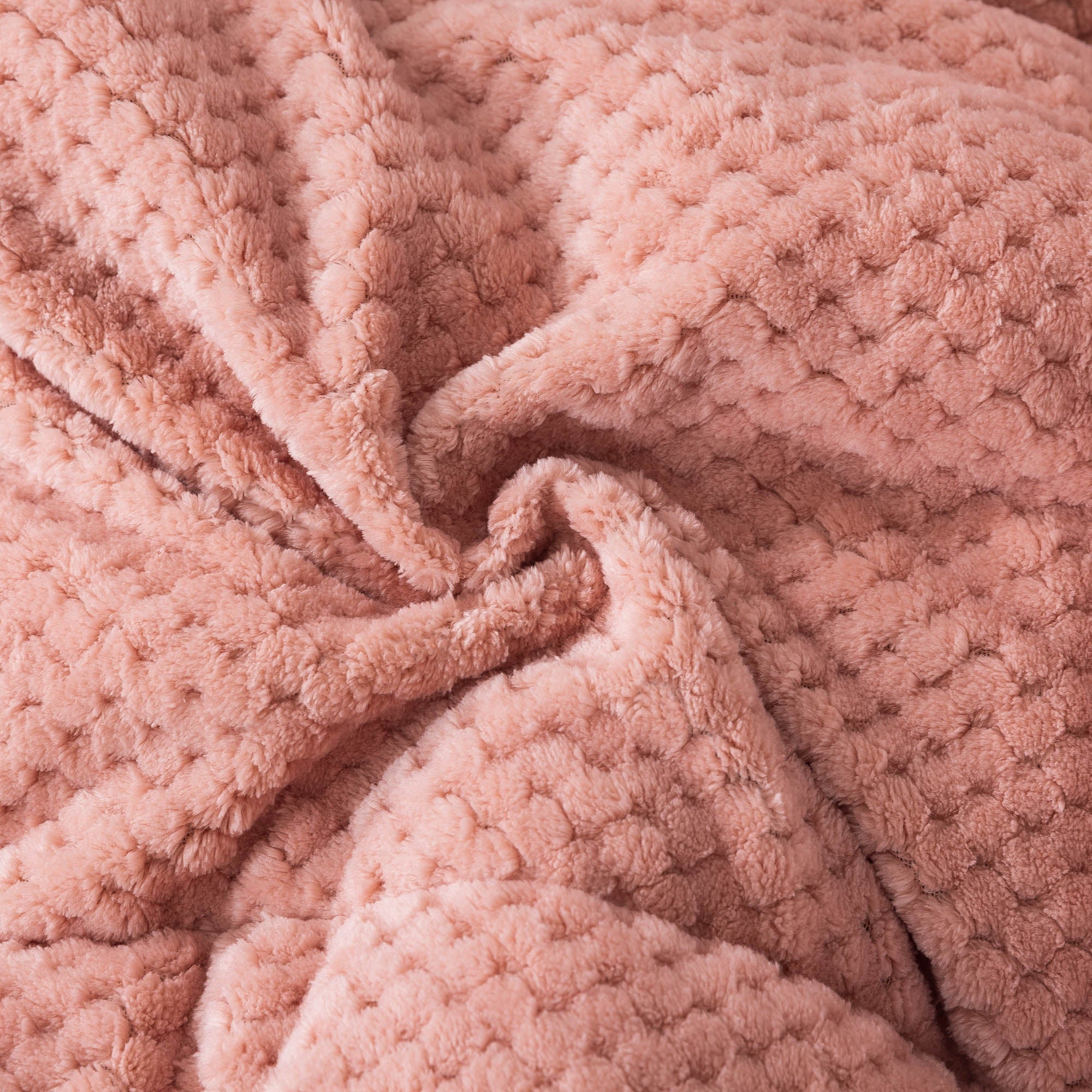 soft sherpa comforter warm Mintorai ugg fluffy plush pink bedding