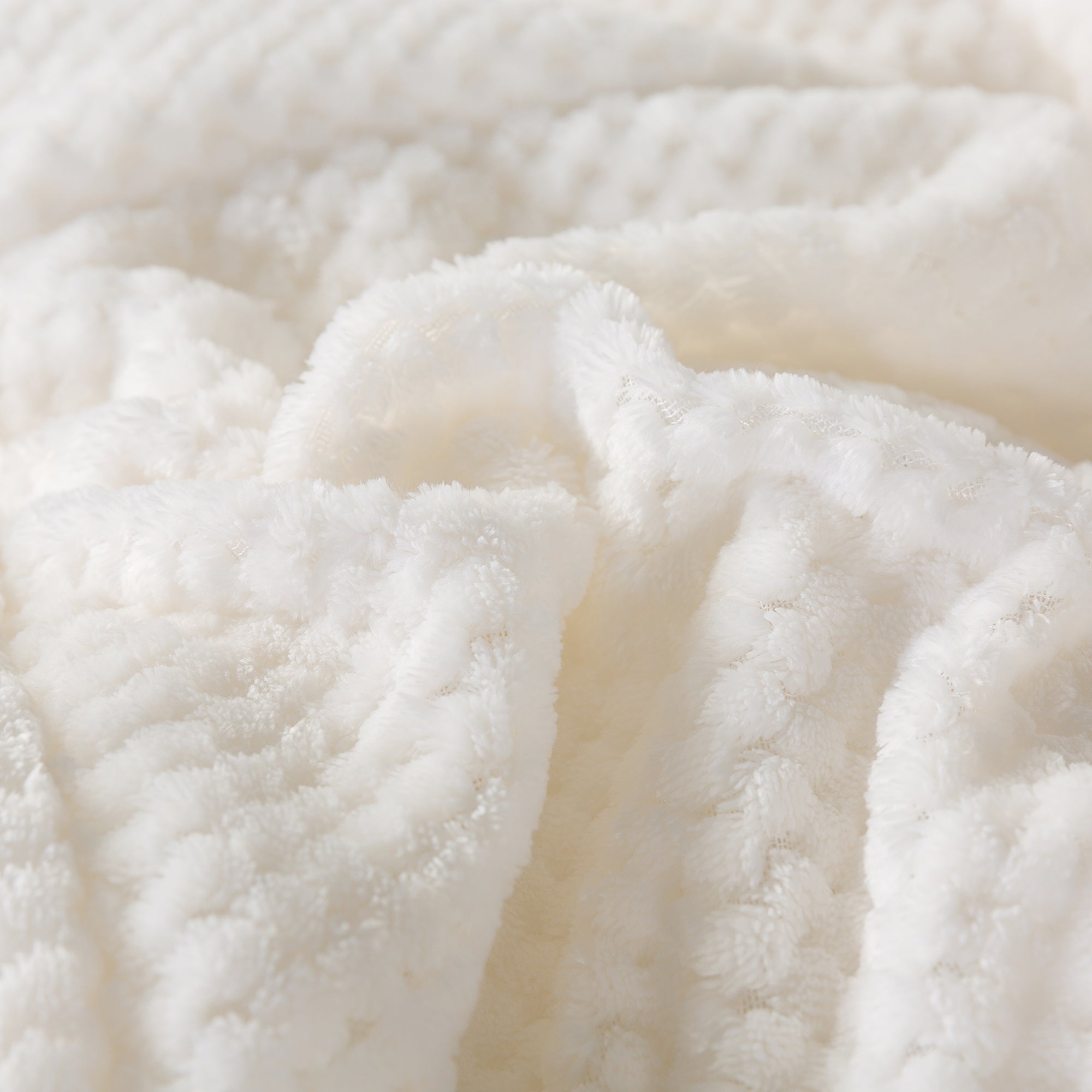 soft sherpa comforter warm Mintorai ugg fluffy plush best bedding white