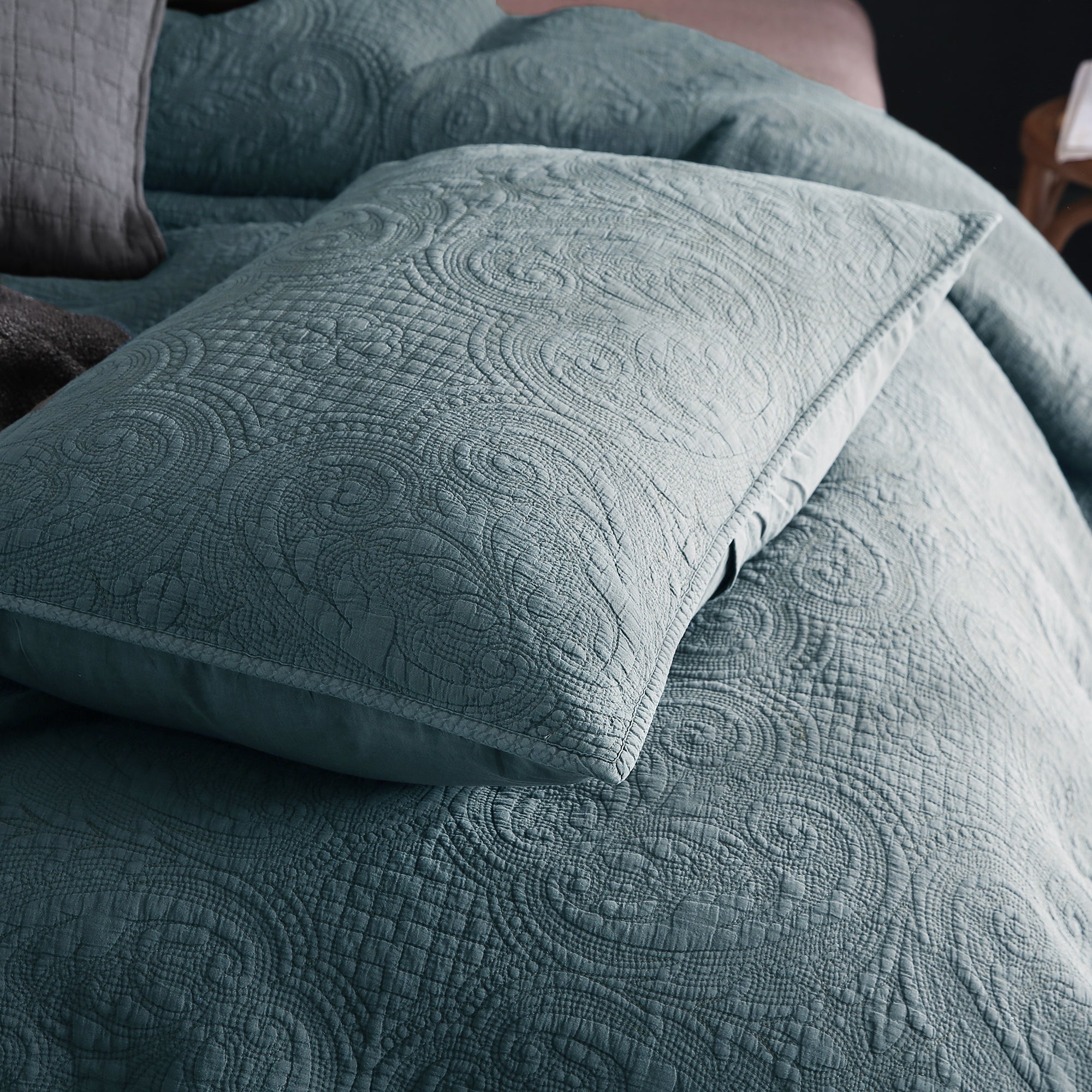 Mintorai 100% Cotton Floral Design Embroidered Throw Pillow, Blue or Brown