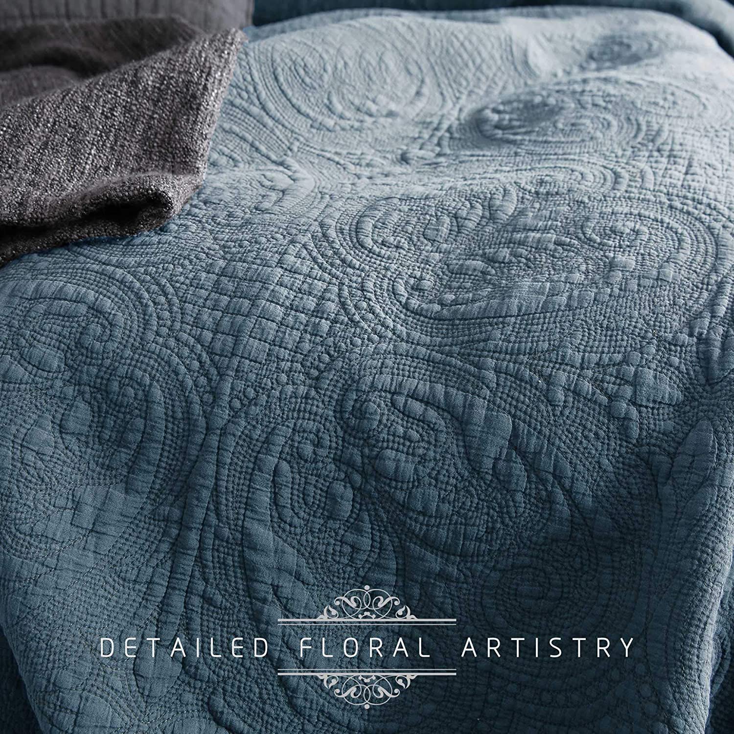 Mintorai 100 Percent Cotton Floral Chic Embroidery Cozy Quilt Set, Blue, Brown, Single, Queen, King