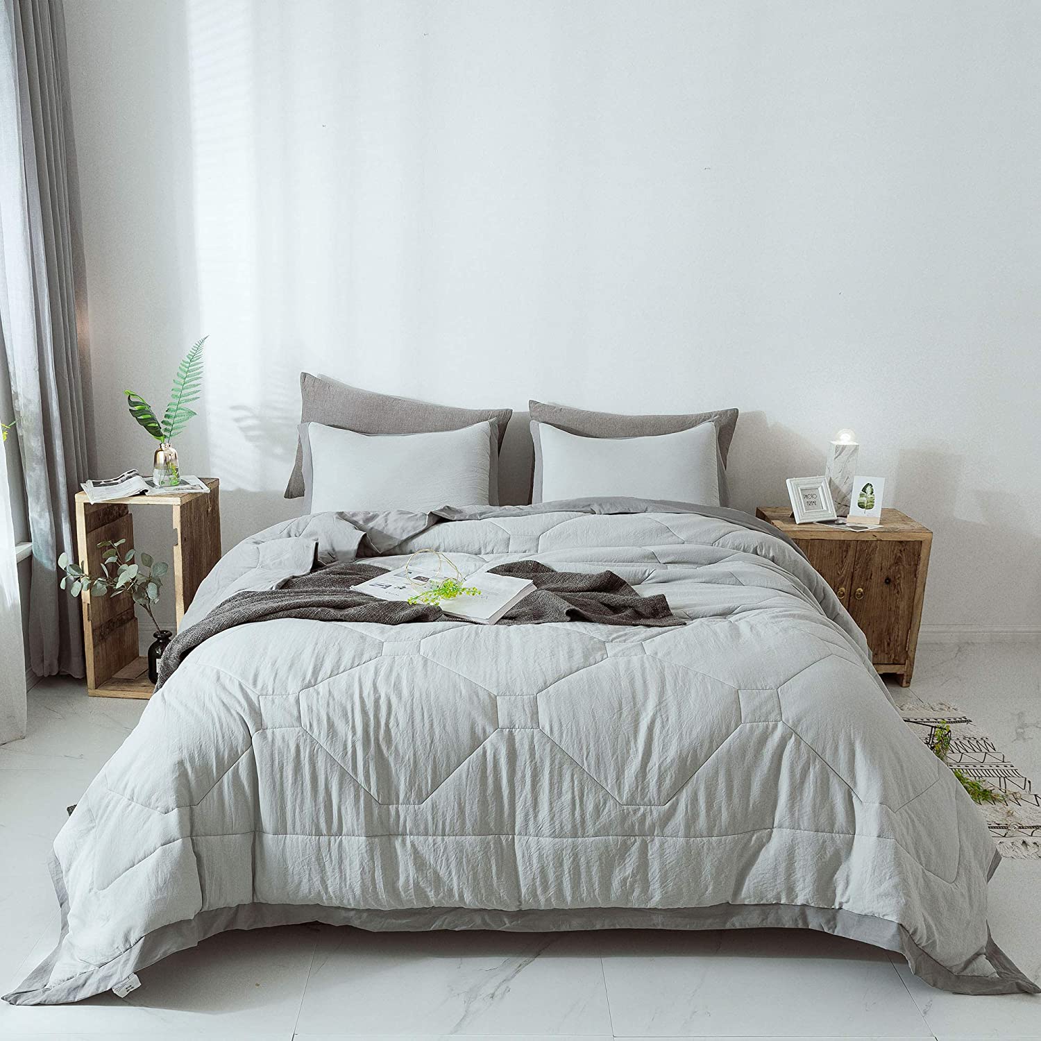 Mintorai Ultra Soft Quilted Comforter Set with Ruffled Trim Edge, Room Decor, Graduation Gifts