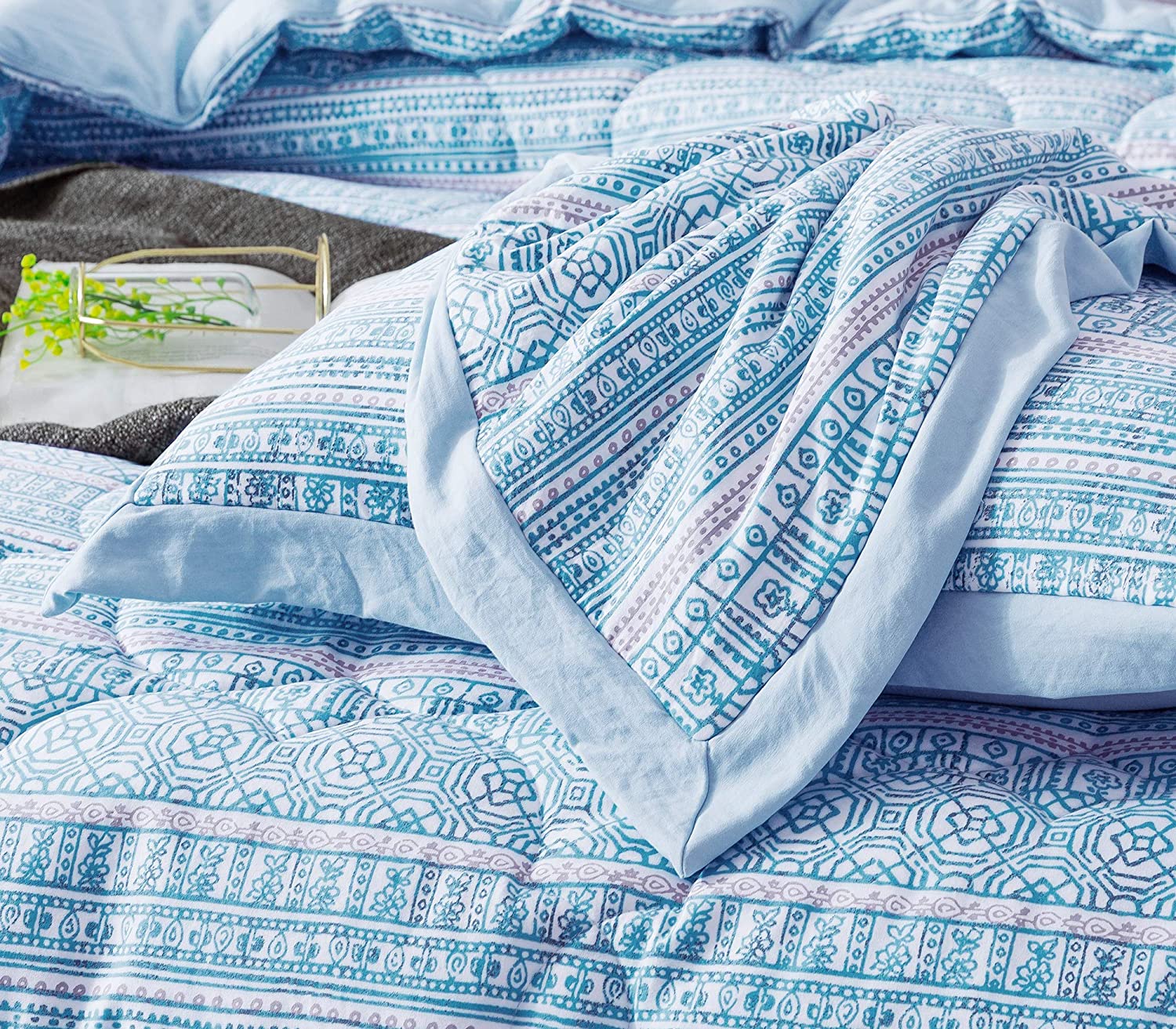 Mintorai Floral Quilted Comforter Set with Border Trim Design, Multi Blue, Room Decor, Graduation Gifts